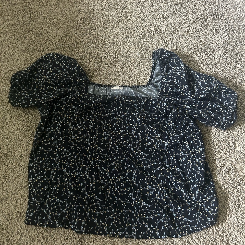 a.n.a Black and White Floral Blouse